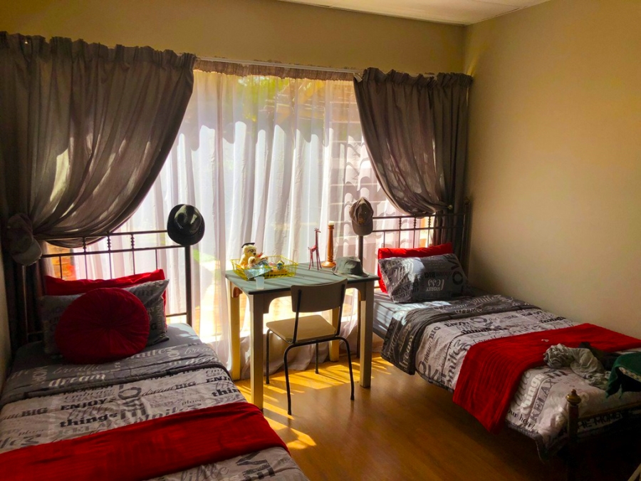 3 Bedroom Property for Sale in Grimbeeck Park North West